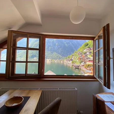 Hallberg *